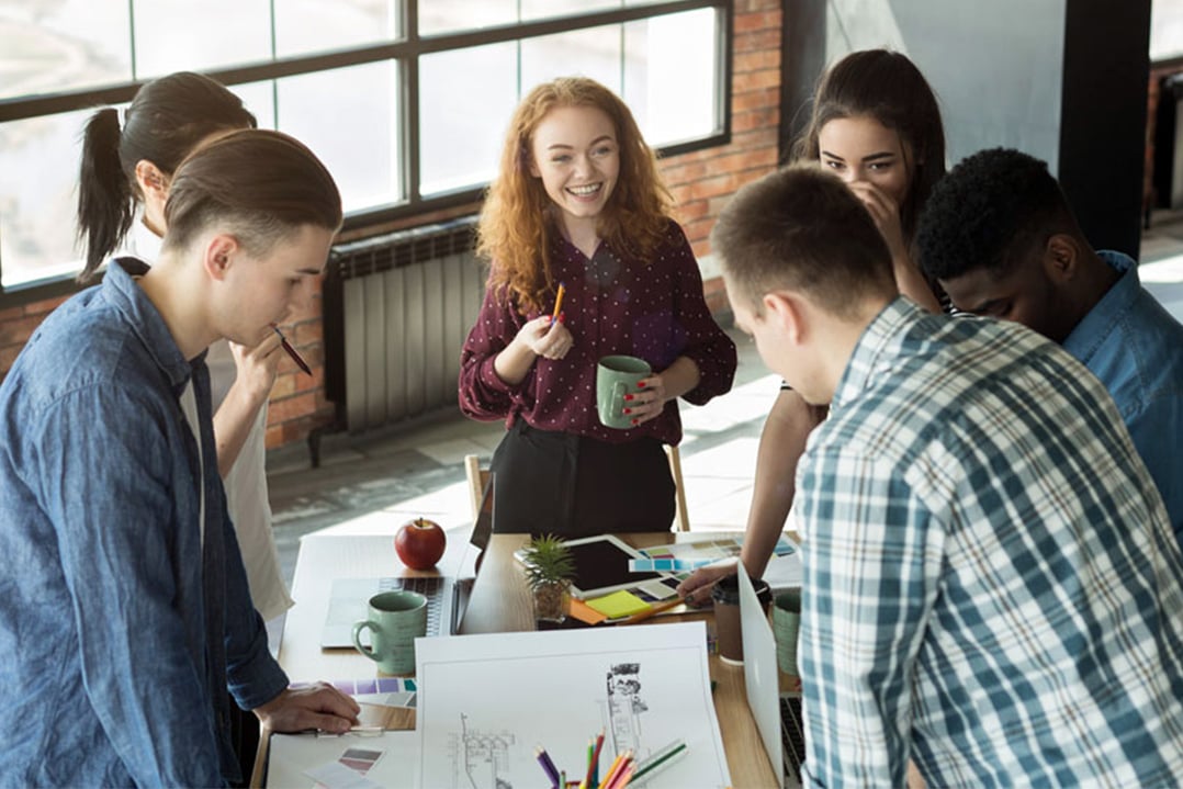 starting-a-meeting-in-the-office-CASCAING