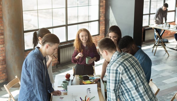 starting-a-meeting-in-the-office